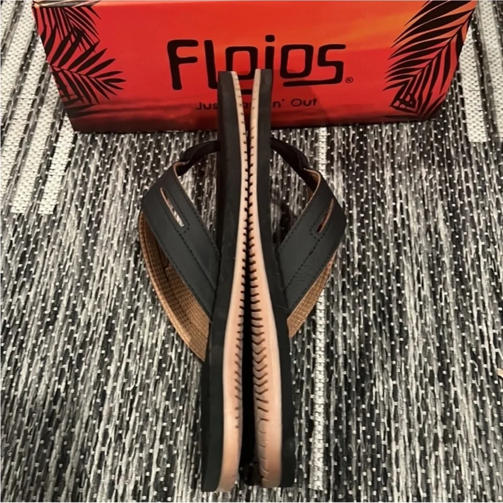 Authentic Flojos mens designer flip flops sandals sz 11